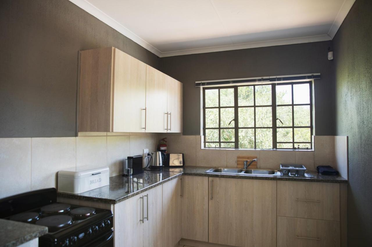 Impala Lily Villa มาร์ลอทพาร์ค ภายนอก รูปภาพ
