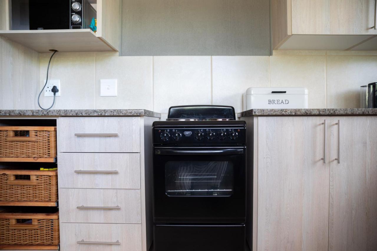 Impala Lily Villa มาร์ลอทพาร์ค ภายนอก รูปภาพ